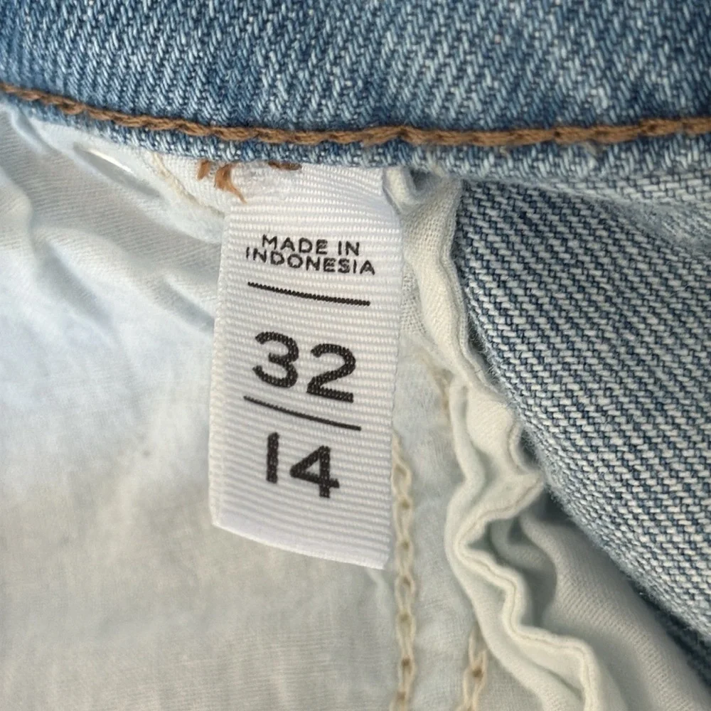 LOFT Button Front High Rise Destructed Cut Off Blue Denim Jean Shorts 32/14